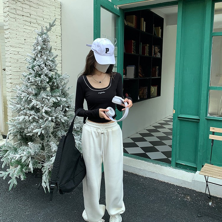Slim Round Neck Long Sleeve T-Shirt / White / S